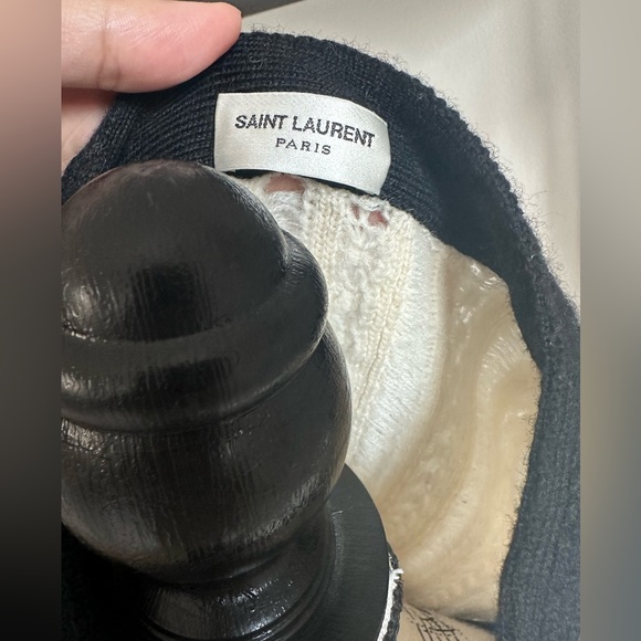 ❌SOLD❌ SAINT LAURENT Two Tone Wool Cardigan - Picture 9 of 12